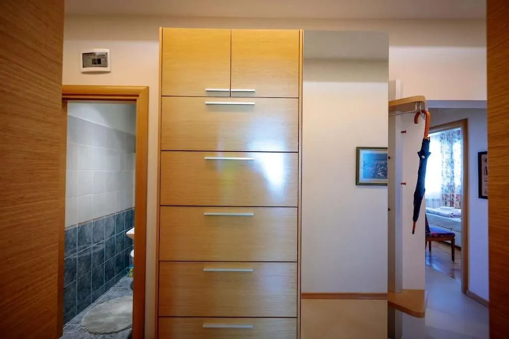 Green Apartment - Top Location, Near City Center! Sofia