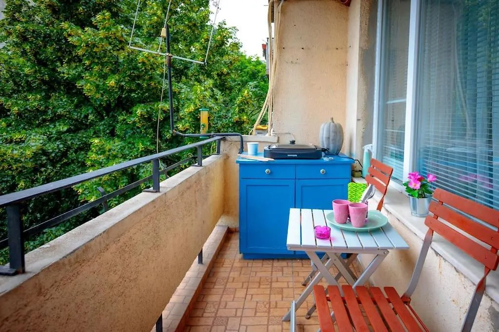 Green Apartment - Top Location, Near City Center! Sofia