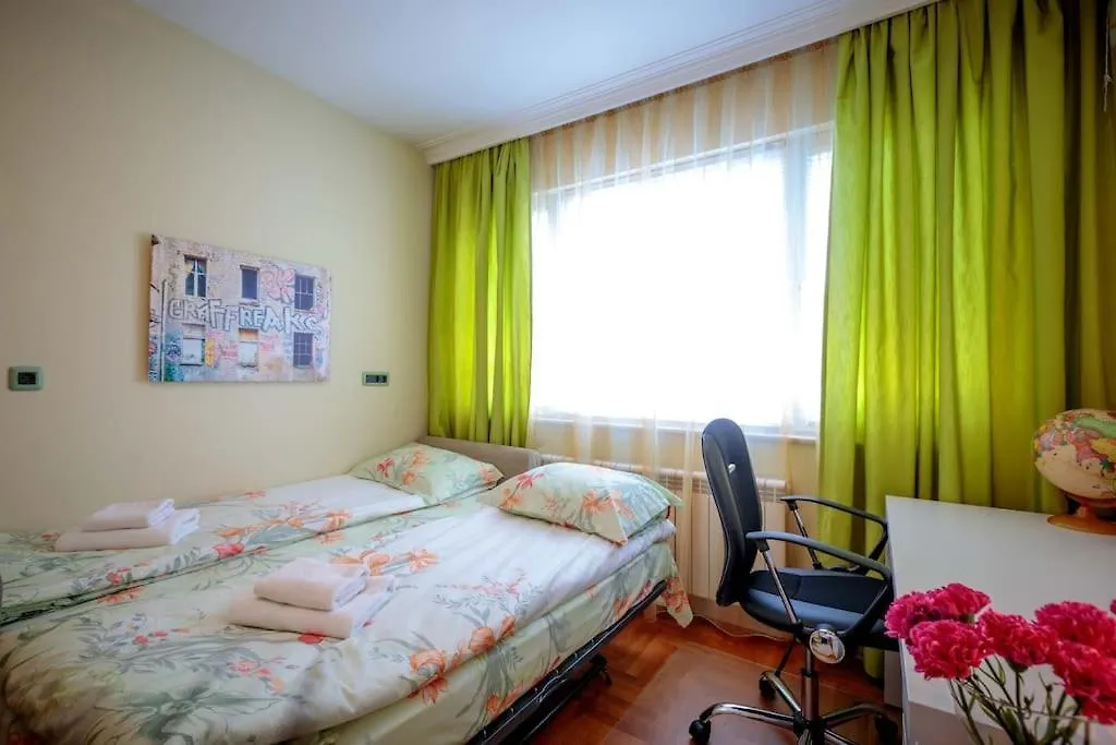 Green Apartment - Top Location, Near City Center! Sofia